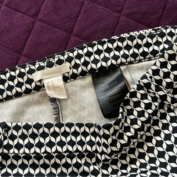 H&M Black and White Geometric Trousers - Picture 6 of 8